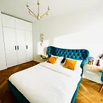 Bel Dom - The Park, Luxury 2 Rooms Apartment With Panorama
