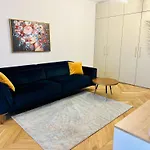 Bel Dom - The Park, Luxury 2 Rooms Apartment With Panorama