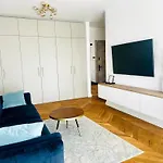 Bel Dom - The Park, Luxury 2 Rooms Apartment With Panorama